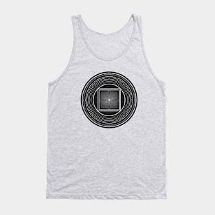 Optical Illusion Line Design Tank Top